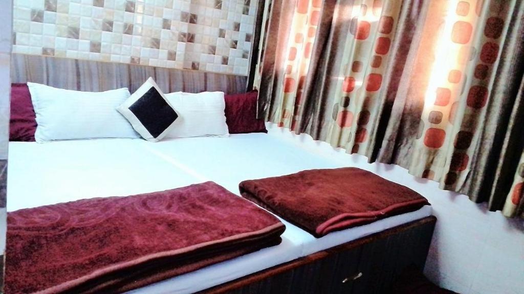 Ajanta Hotel 100 Mtrs Railway Station & 400 Mtrs Dargah Ajmer Esterno foto