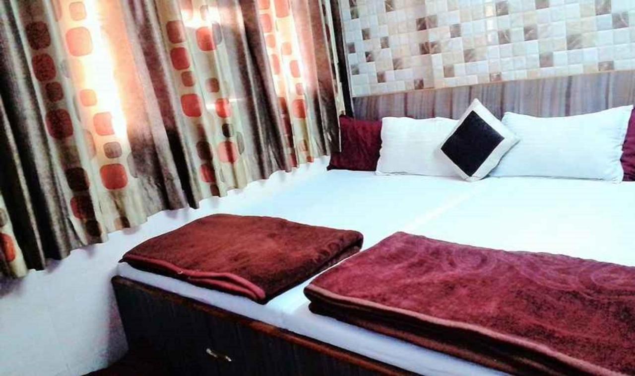 Ajanta Hotel 100 Mtrs Railway Station & 400 Mtrs Dargah Ajmer Esterno foto
